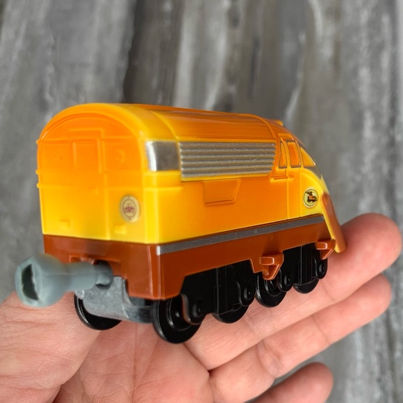 Chuggington Diecast Die-Cast Action Chugger Train by Tomy - Picture 8 of 10